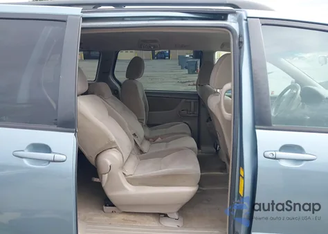 2009 Toyota Sienna Le z USA, uszkodzony, nr VIN 5TDZK23C39S283281